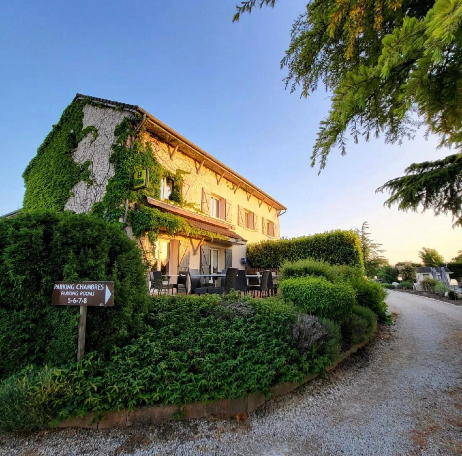 Hotel Parc Adelie - Logis Hotels Montagny-les-Beaune Екстер'єр фото