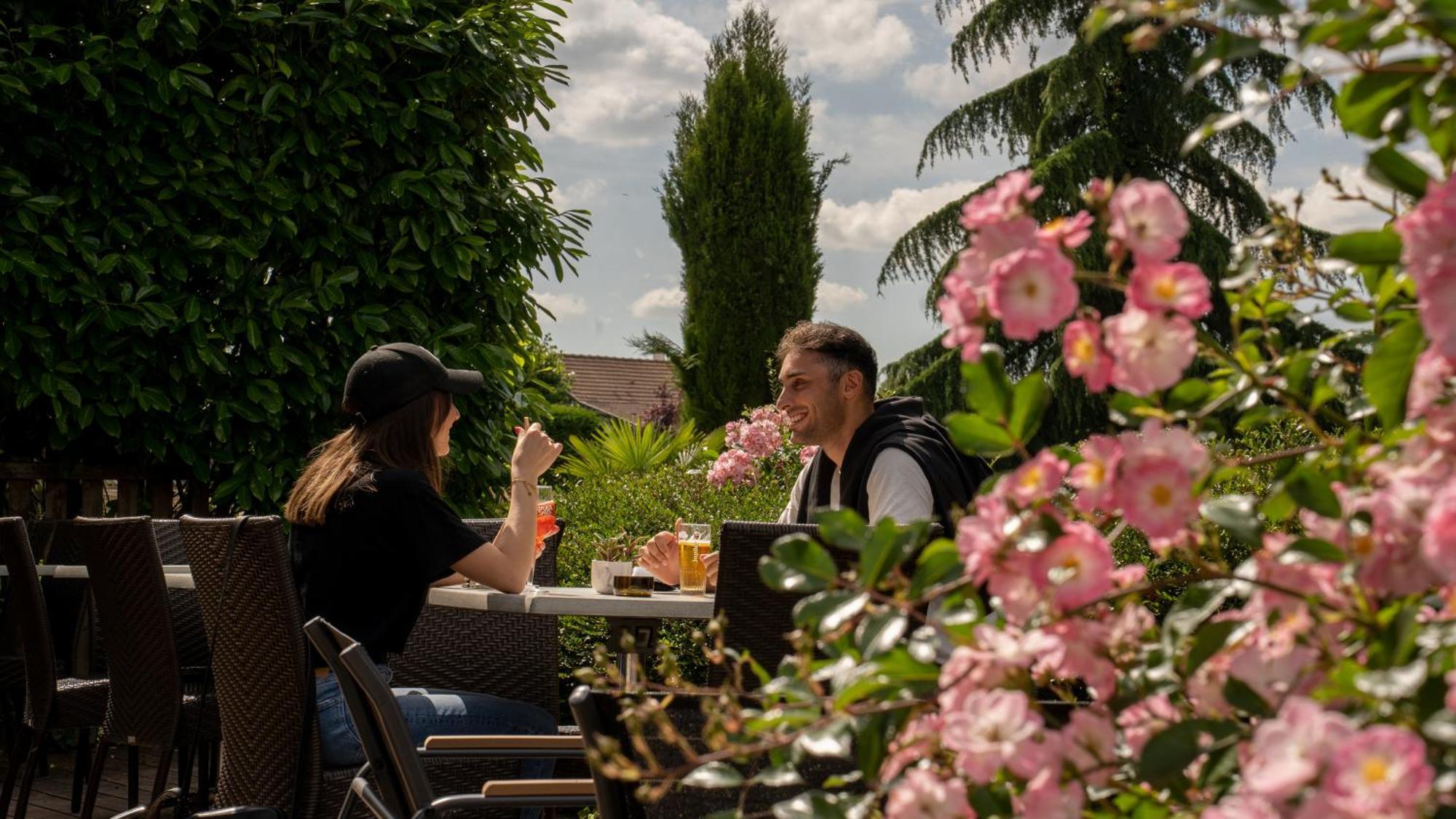 Hotel Parc Adelie - Logis Hotels Montagny-les-Beaune Екстер'єр фото