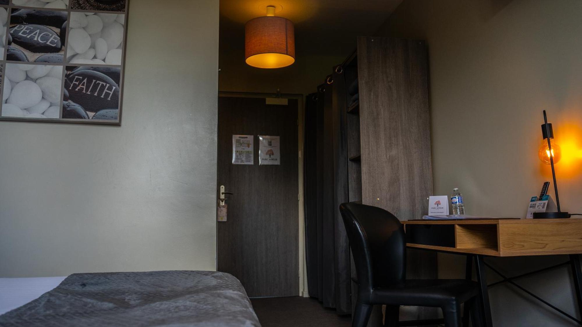 Hotel Parc Adelie - Logis Hotels Montagny-les-Beaune Екстер'єр фото